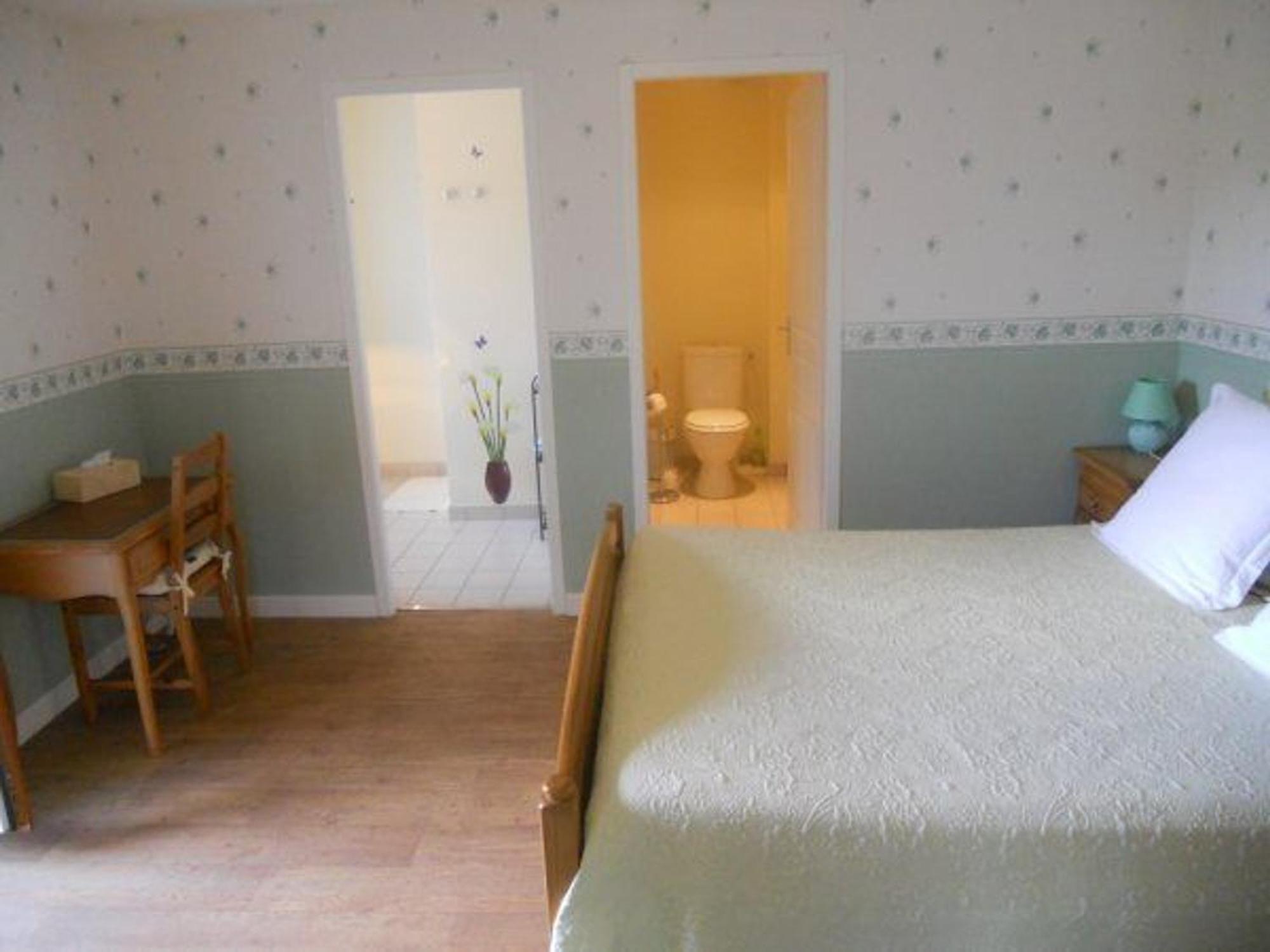 Chambre Double Avec Petit Dejeuner Dans Batisse Historique - Fr-1-589-717 Bed & Breakfast Moyenmoutier Exterior photo