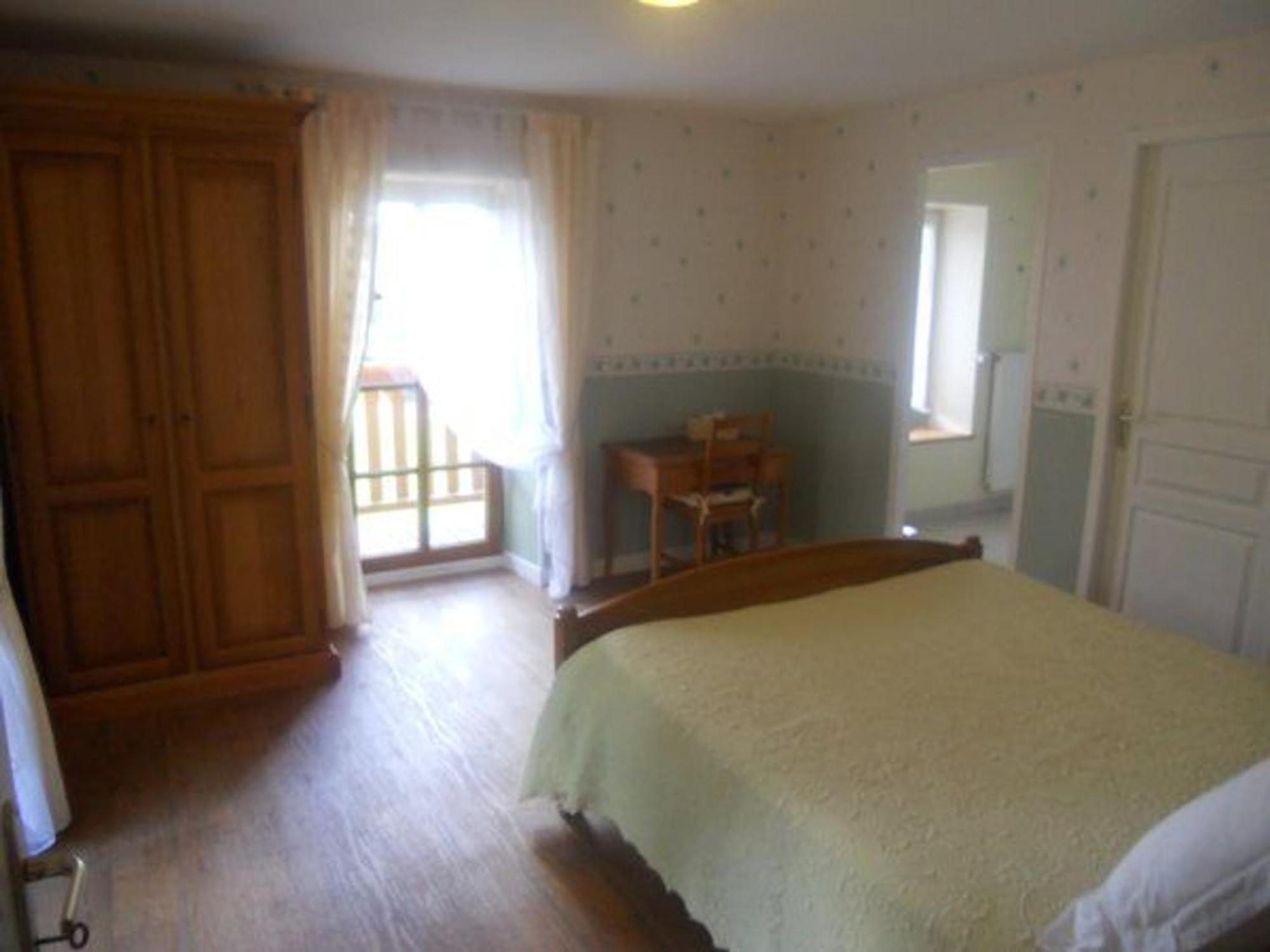 Chambre Double Avec Petit Dejeuner Dans Batisse Historique - Fr-1-589-717 Bed & Breakfast Moyenmoutier Exterior photo